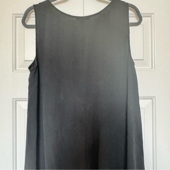 Eileen Fisher 100% Silk High Low Hem Scoopneck Tank - Picture 3 of 5